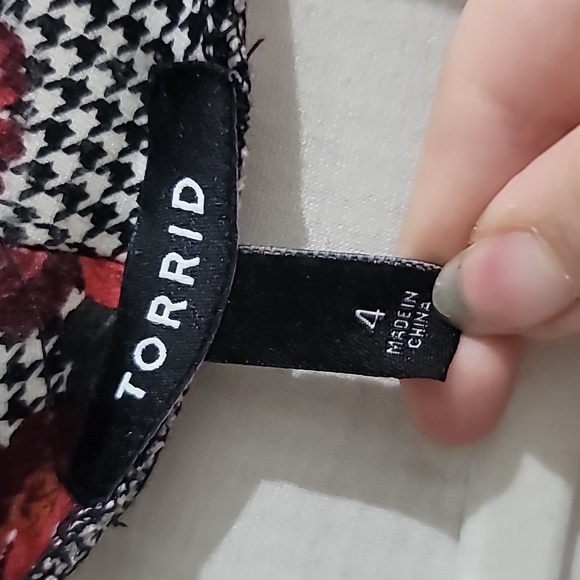 Rose Pattern Shawl Collar Blazer - Picture 3 of 3